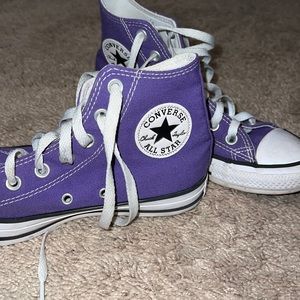 Women’s 6.5 purple high top converse
